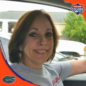 Meet your Posher, Debbie