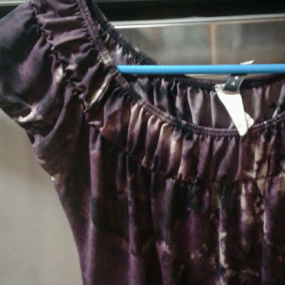 Purple work top (S) - Picture 2 of 3