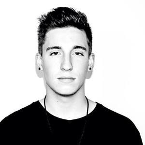 Meet your Posher, Kyle