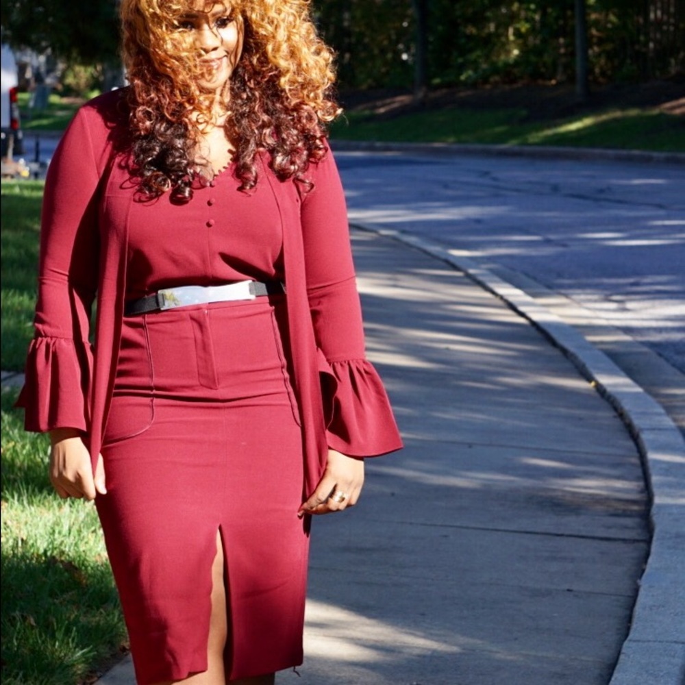 Two piece burgundy skirt and skirt set