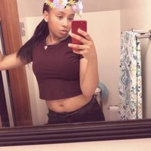 Meet your Posher, Camille