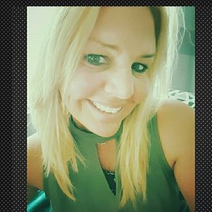 Meet your Posher, Janet