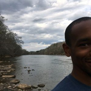 Meet your Posher, Derrick