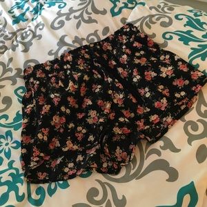 floral shorts