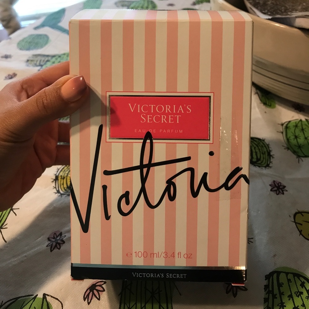 Victoria's Secret EAU DE PARFUM Victoria