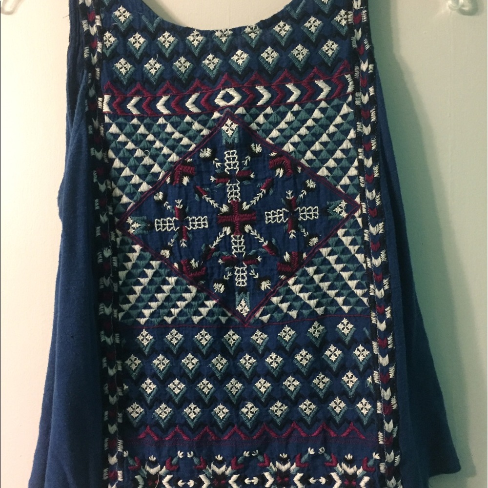 Lucky brand embroidered tank