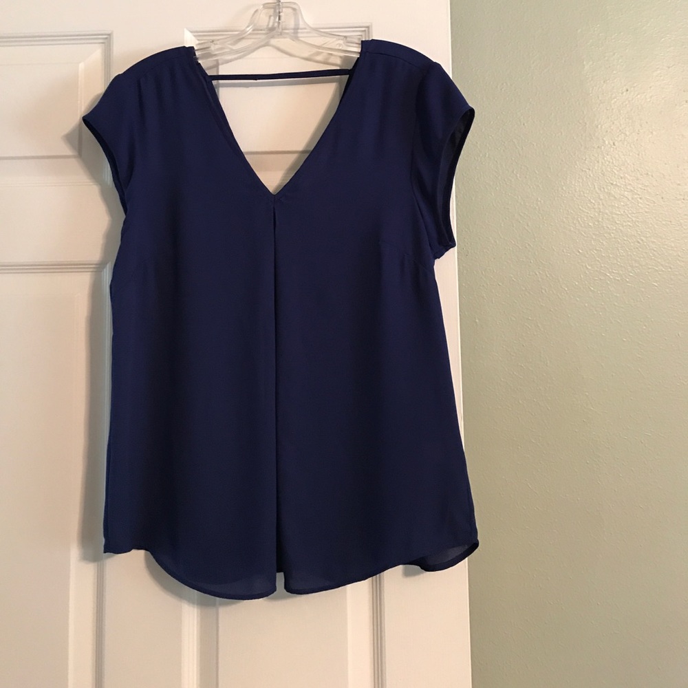 Women's sleeveless top