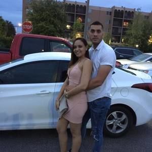 Meet your Posher, Yornes lazaro