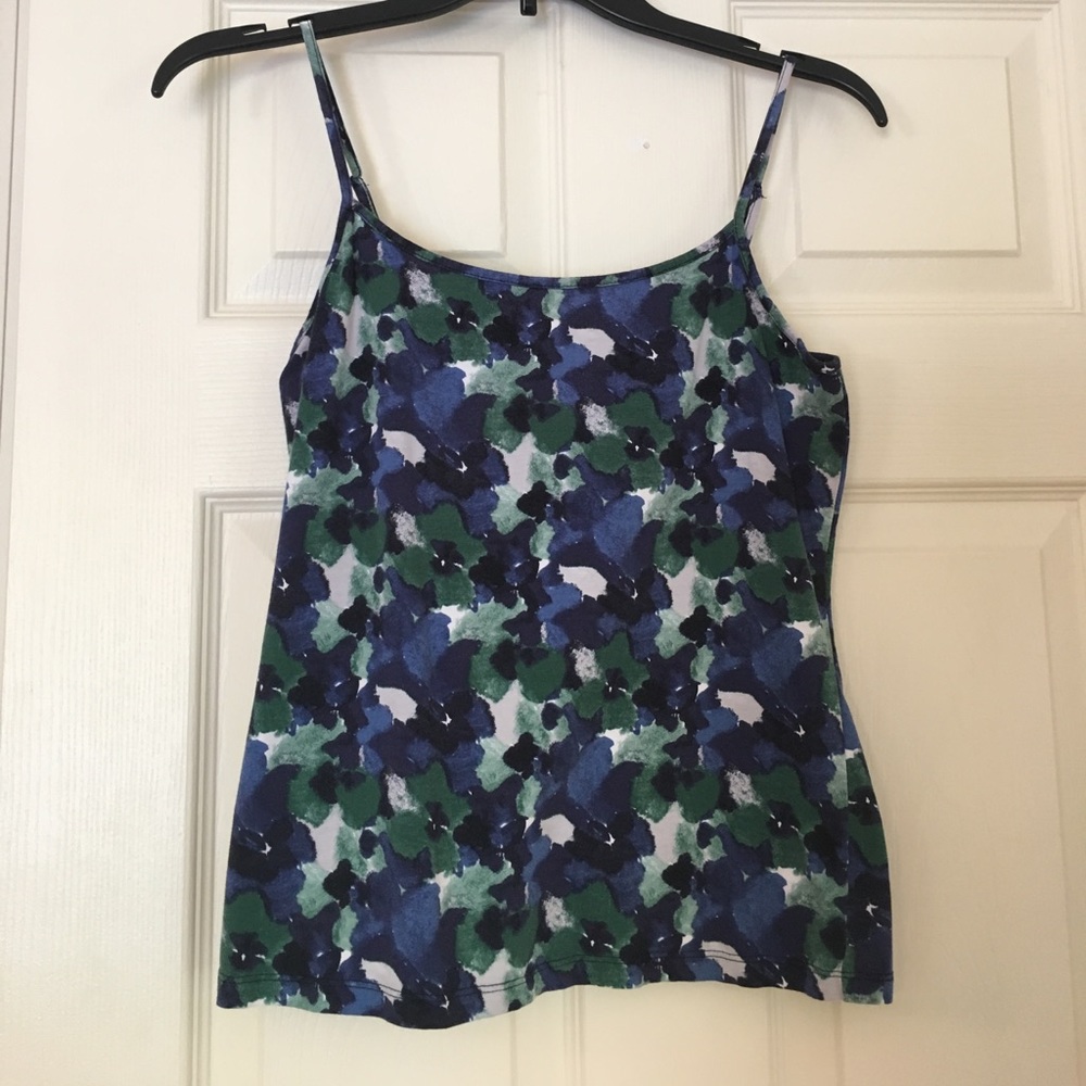 Comfortable, bright summer Loft top size M