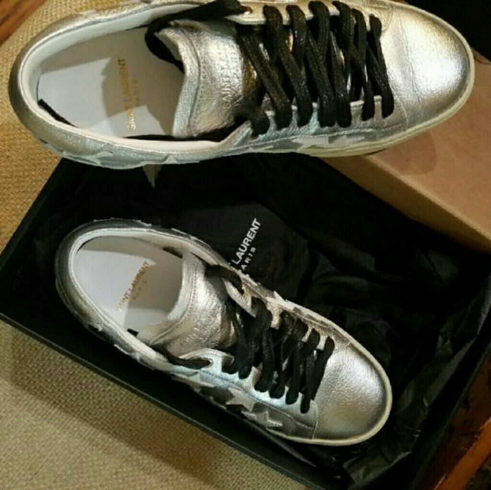 JUST RELEASED ST LAURENT SIGNATURE COURT CLASSIC