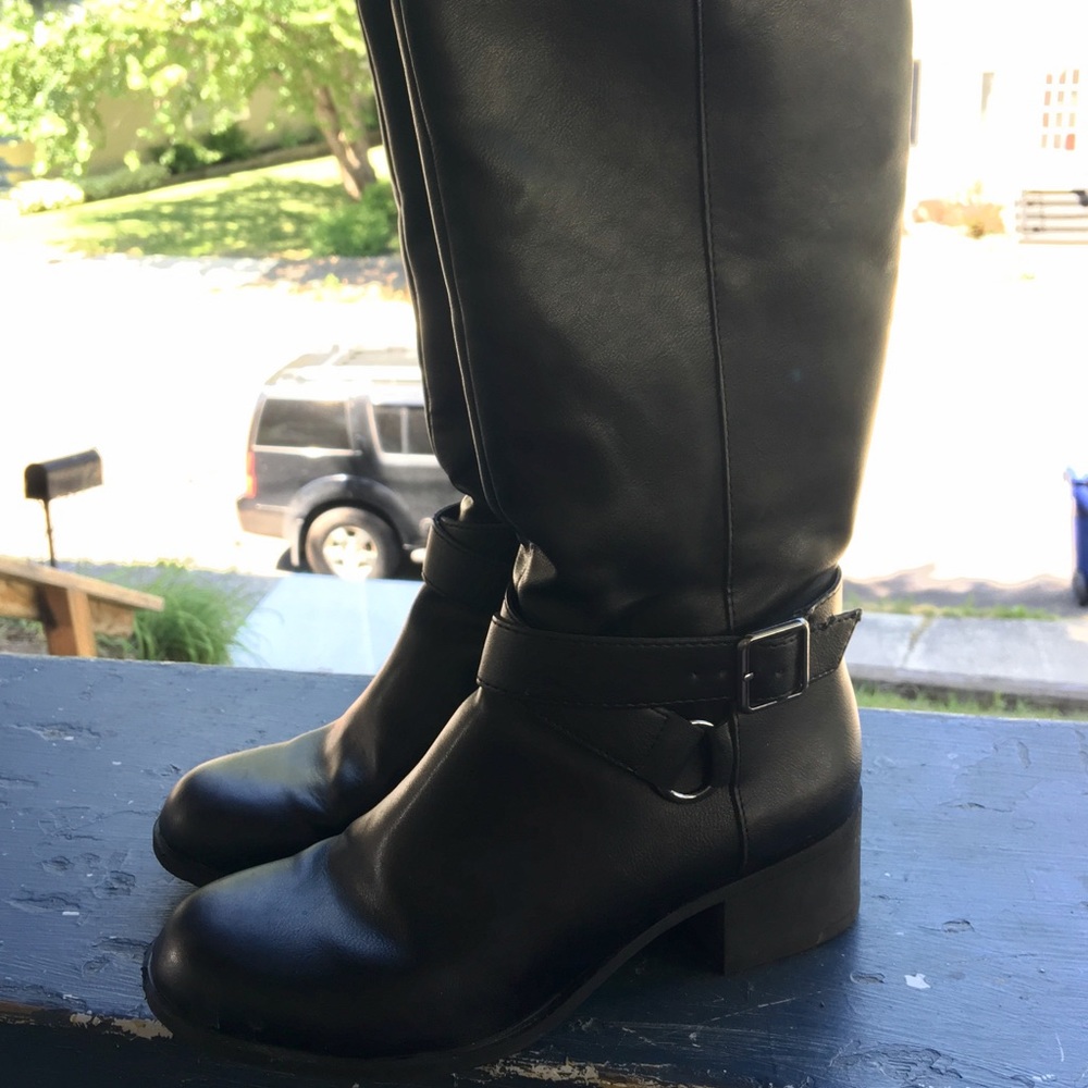 Black boots