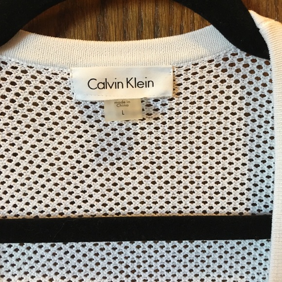 White Calvin Klein sweater large - Picture 2 of 4