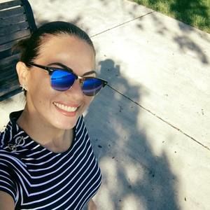 Meet your Posher, Isabel