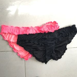 Victoria's Secret Ruffle Cheeky Bottoms Small