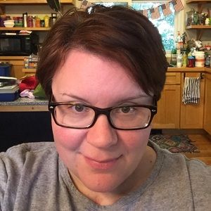 Meet your Posher, Kellie