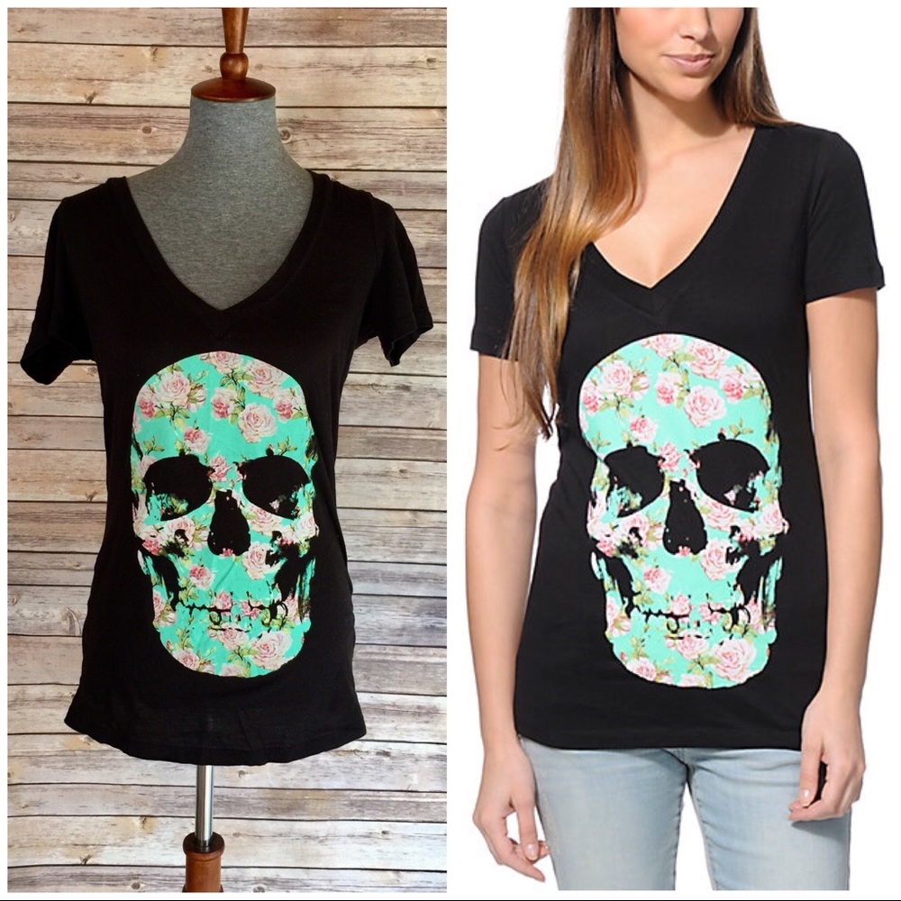 Mint & Floral Skull Tee