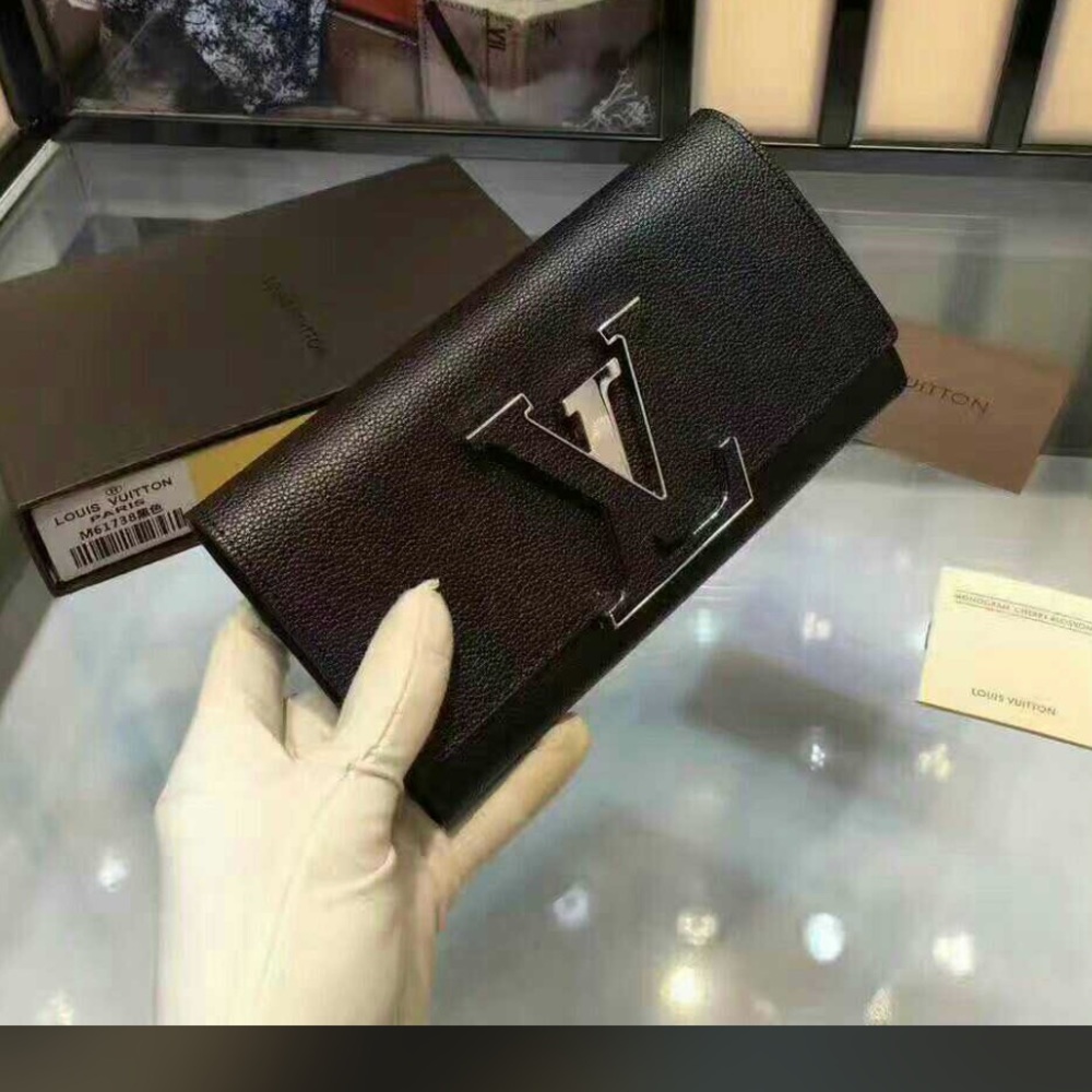 Wallet - Picture 2 of 4