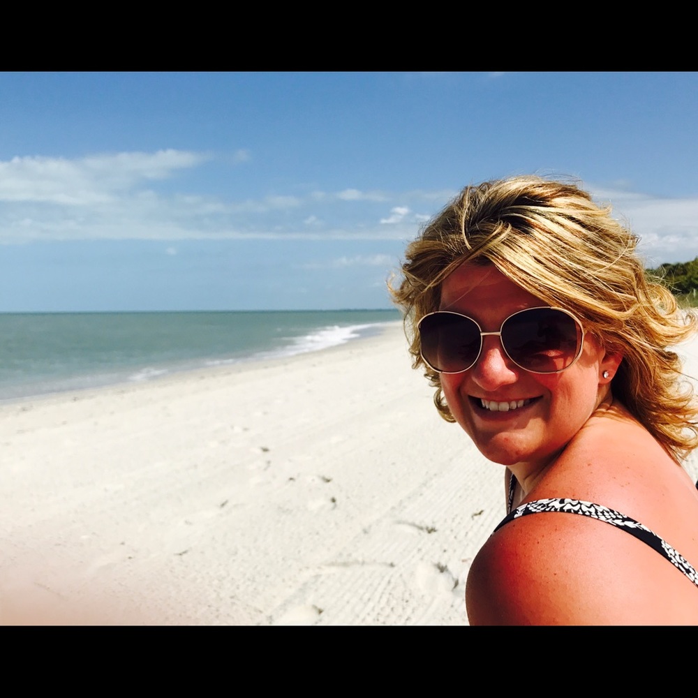 Meet your Posher, Emily