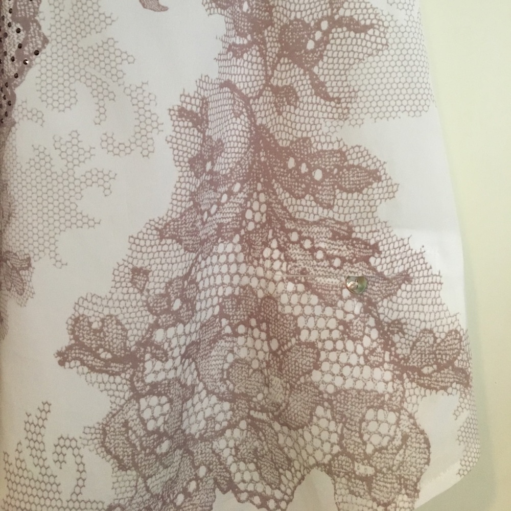 Silk Pattern Tank - Picture 3 of 4