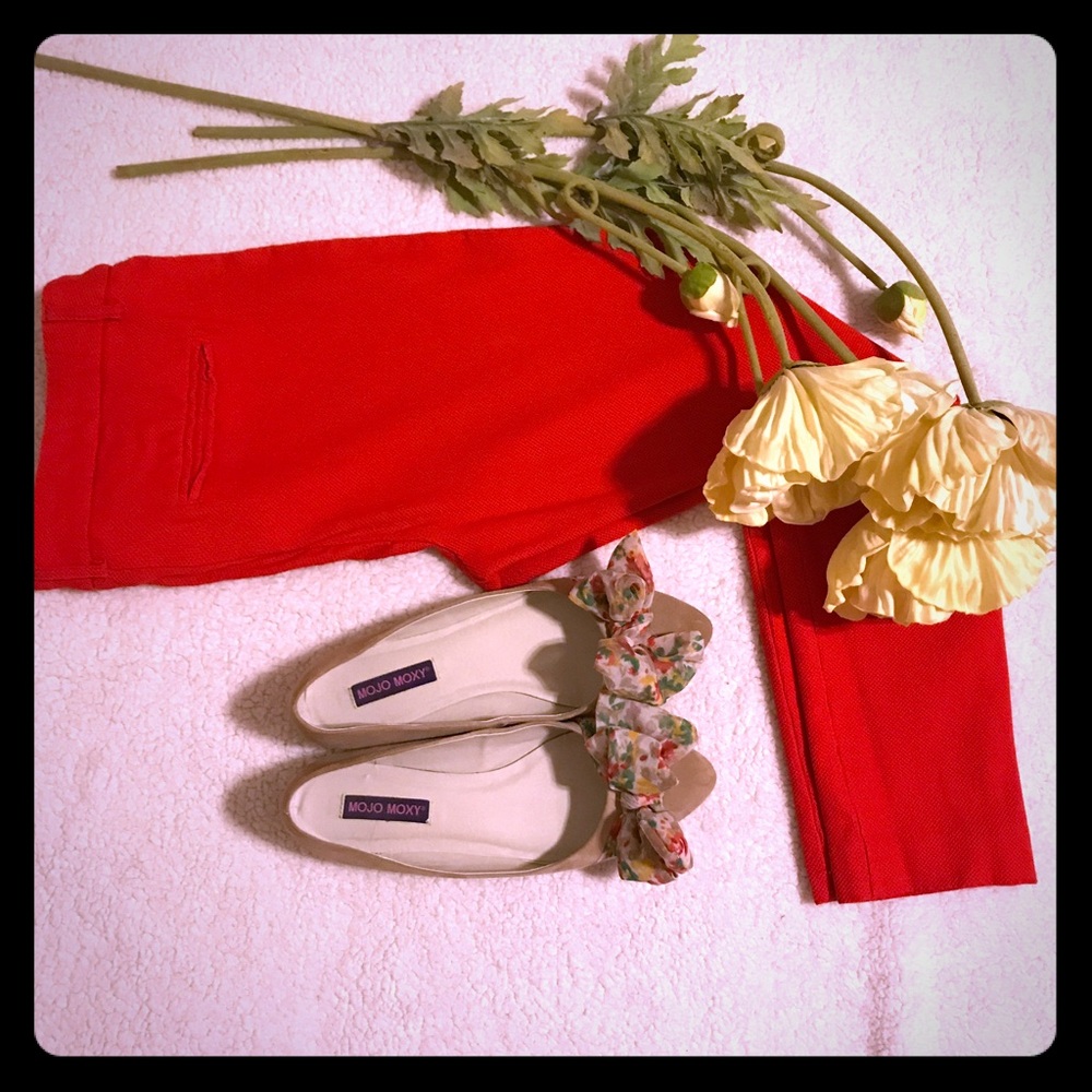 Red trouser leggings