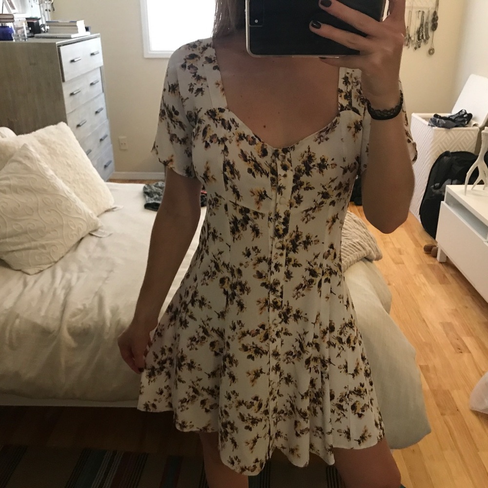 Flynn skye floral dress!