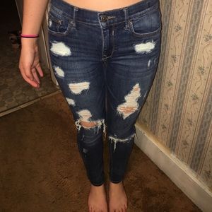 Destroyed skinny jeans
