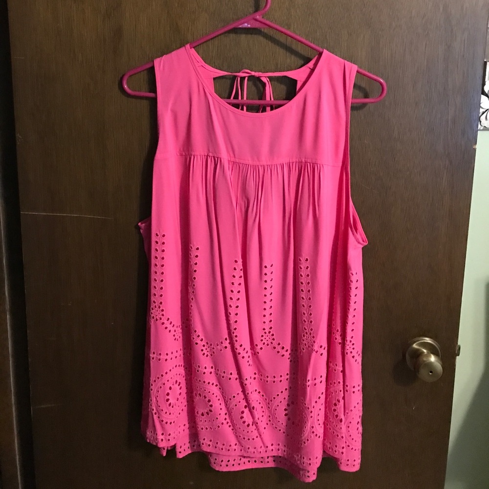 Crown & Ivy Hot Pink Blouse 👚