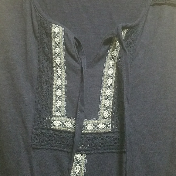 Embroidered tank - Picture 3 of 5