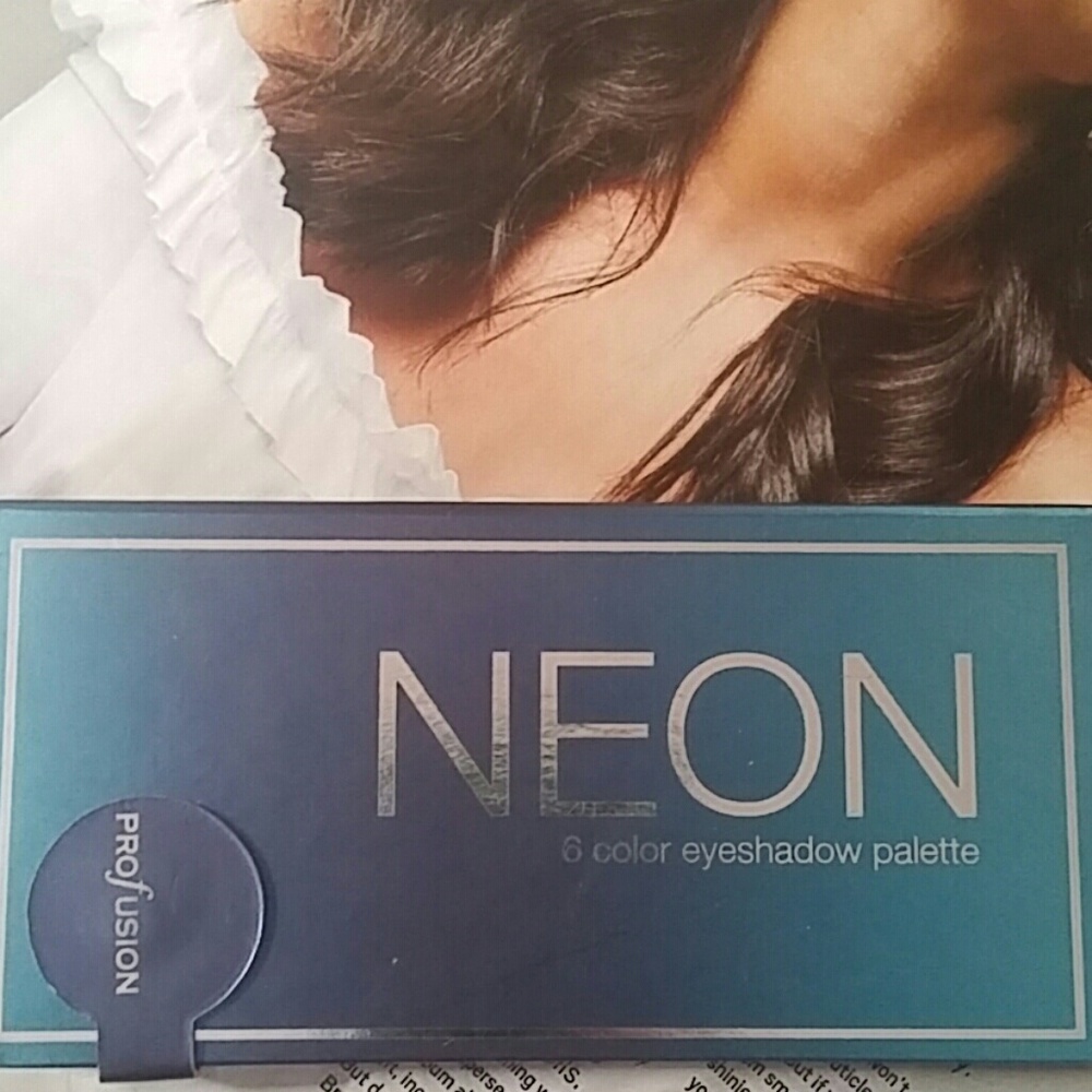 New Profusion NEON Eyeshadow Palette