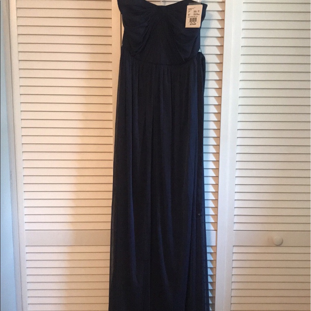 Size 6 VERSA CONVERTIBLE MESH DRESS
F15782
