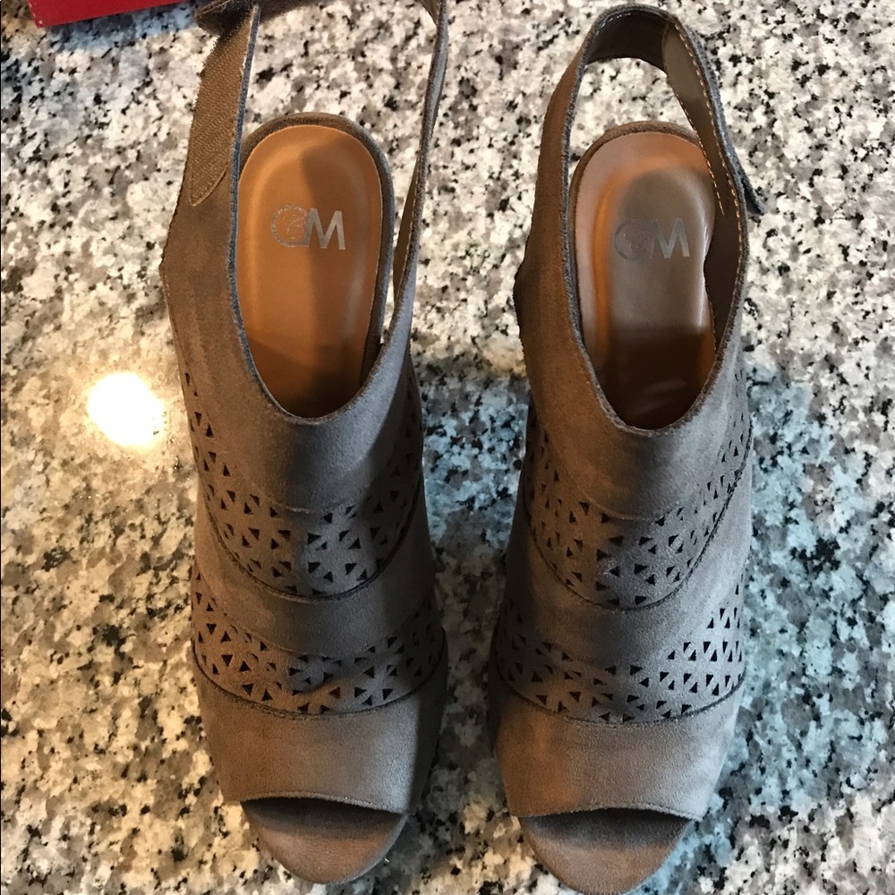 Tan beige heeled booties