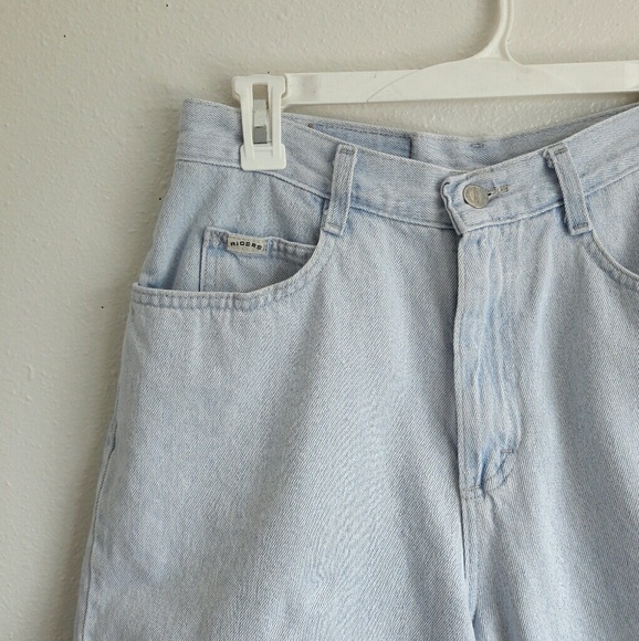 Shorts - Picture 2 of 2