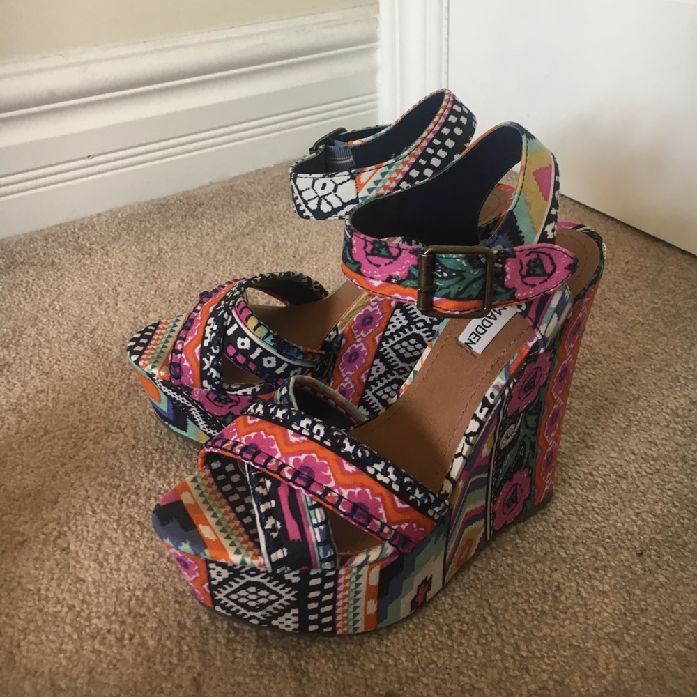 Steve Madden Winonna Wedges