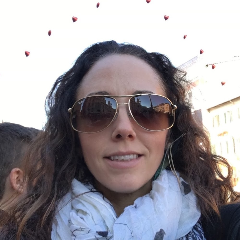 Meet your Posher, Traci