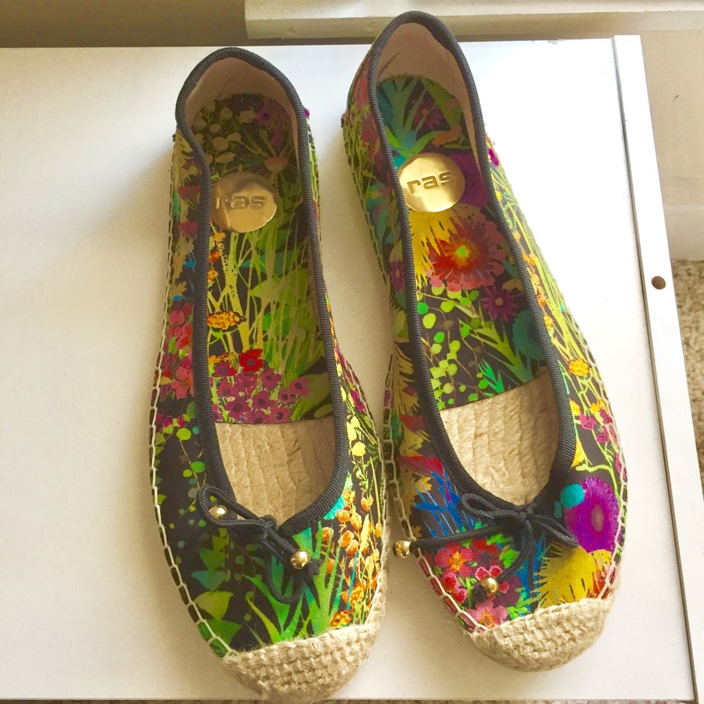 ras floral espadrille flats