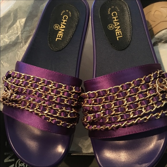 CHANEL Shoes - Chanel Slides!