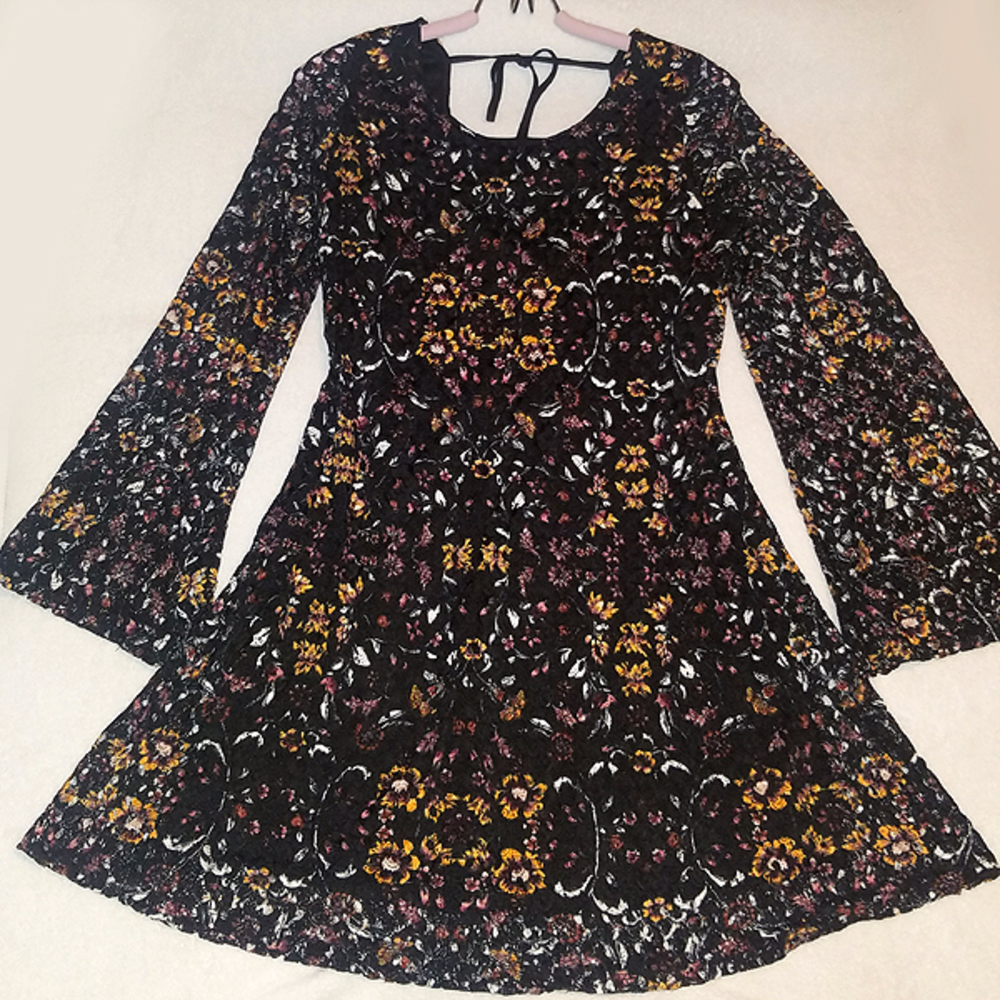 Vintage Hippie Sun Dress Floral Crochet 70 Style