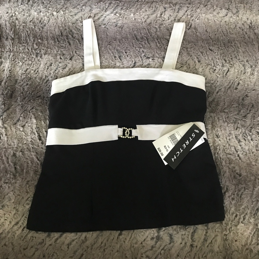 ENT Entrancy black and white tank top