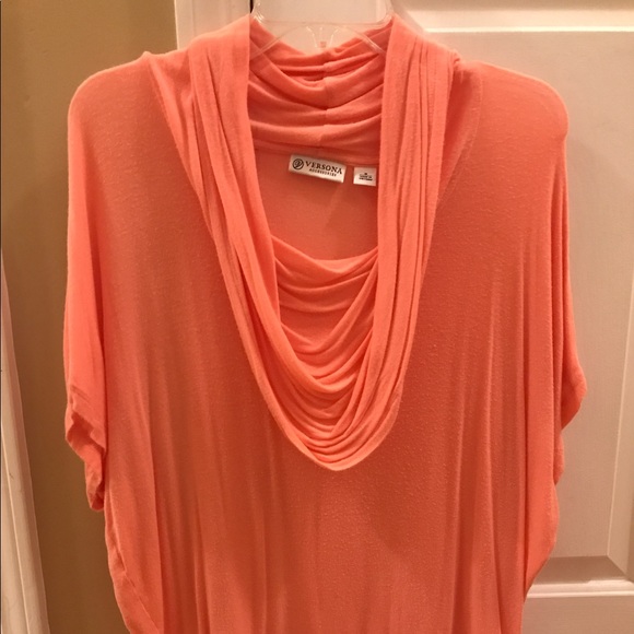 Coral Versona Light Weight Flow Top - Picture 1 of 3