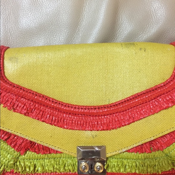 🆕 Henri Bendel Festive Clutch - Picture 3 of 7