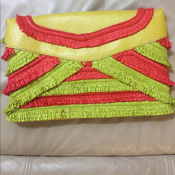 🆕 Henri Bendel Festive Clutch - Picture 5 of 7