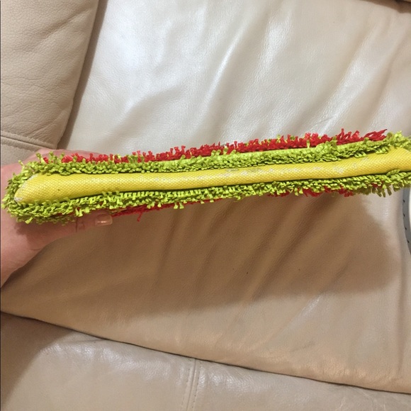 🆕 Henri Bendel Festive Clutch - Picture 6 of 7