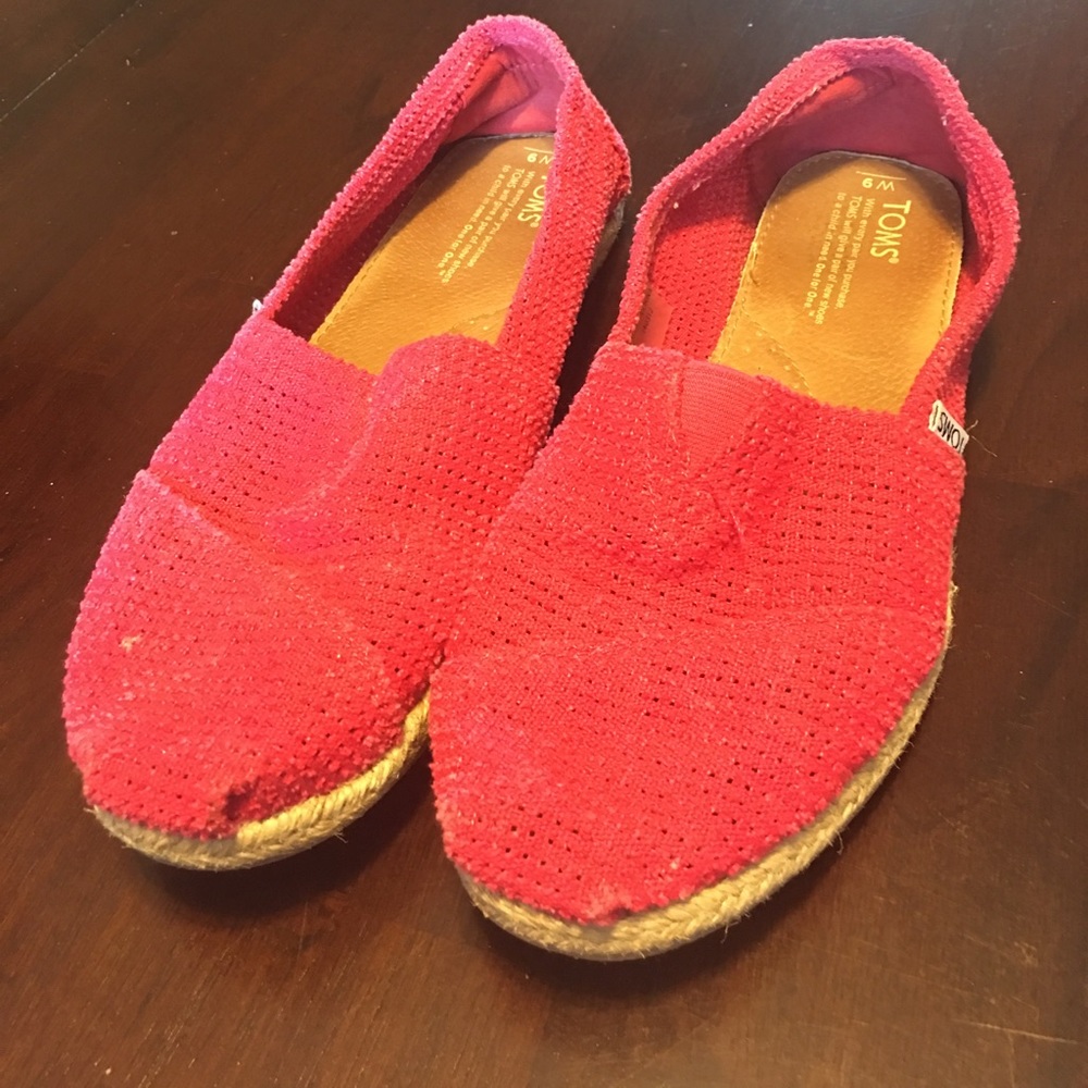 Toms!!