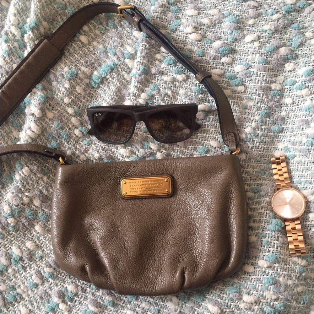 ❤️SALE SUNDAY❤️ New Q Percy" Crossbody