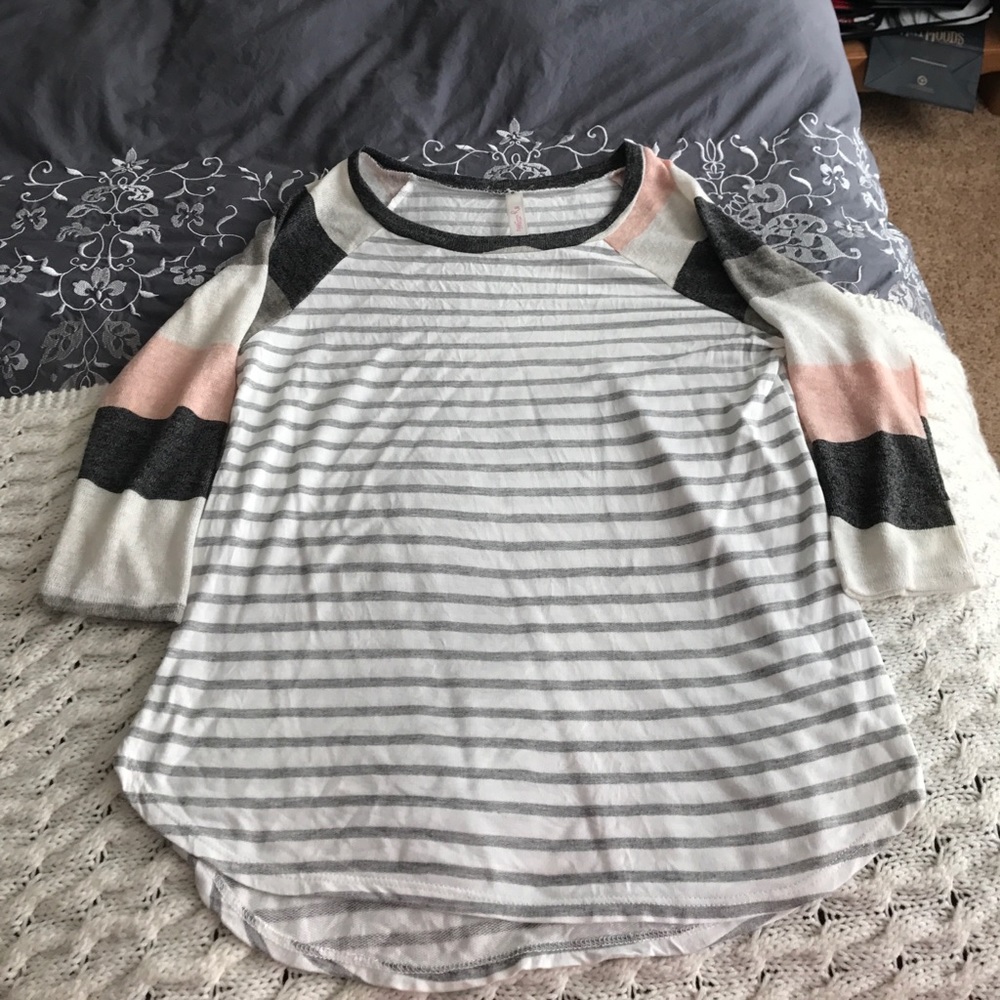 3/4 sleeve top
