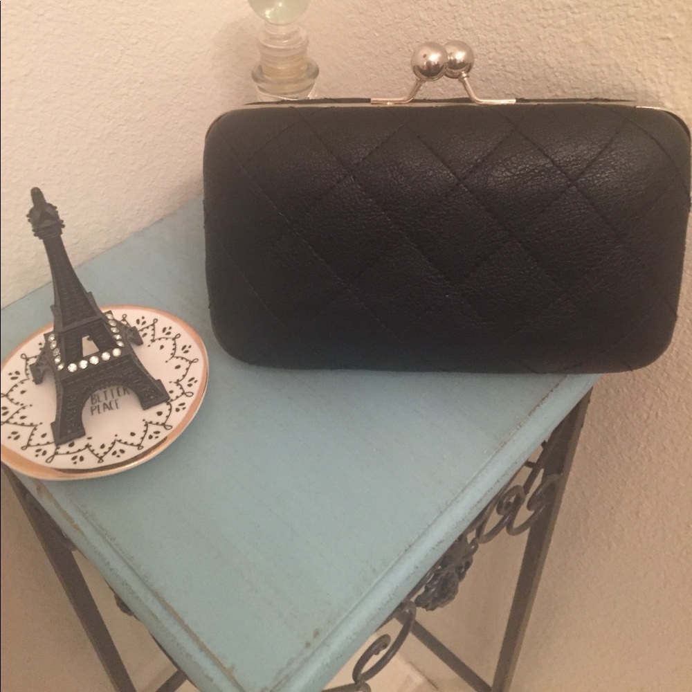 💥 F21 Black mini clutch