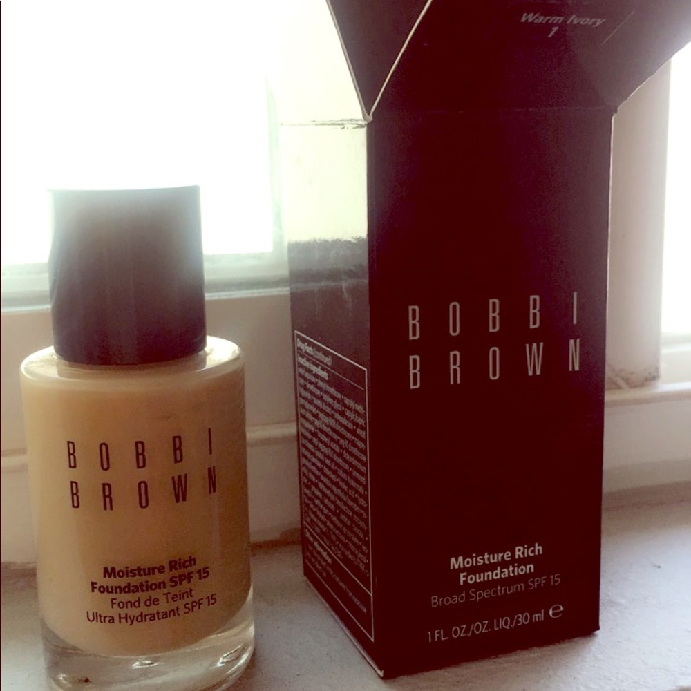 Bobbi Brown Moisture Rich Foundation Warm Ivory 1
