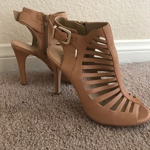 Antonio Melani Nude Leather Sandals