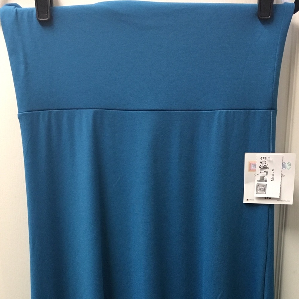 Lularoe Maxi skirt. Beautiful color. BNWT