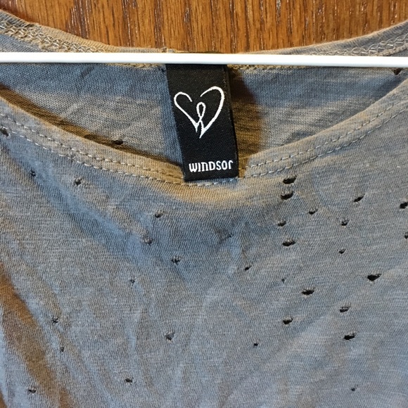 Medium gray flowy tank top from Windsor - Picture 2 of 3